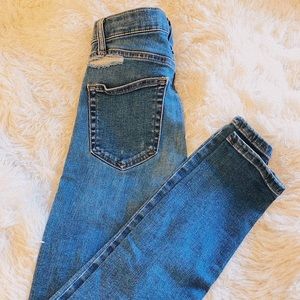 TopShop Skinny Jeans size 0 distressed